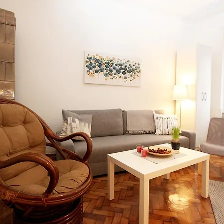 Ana Center Apartment